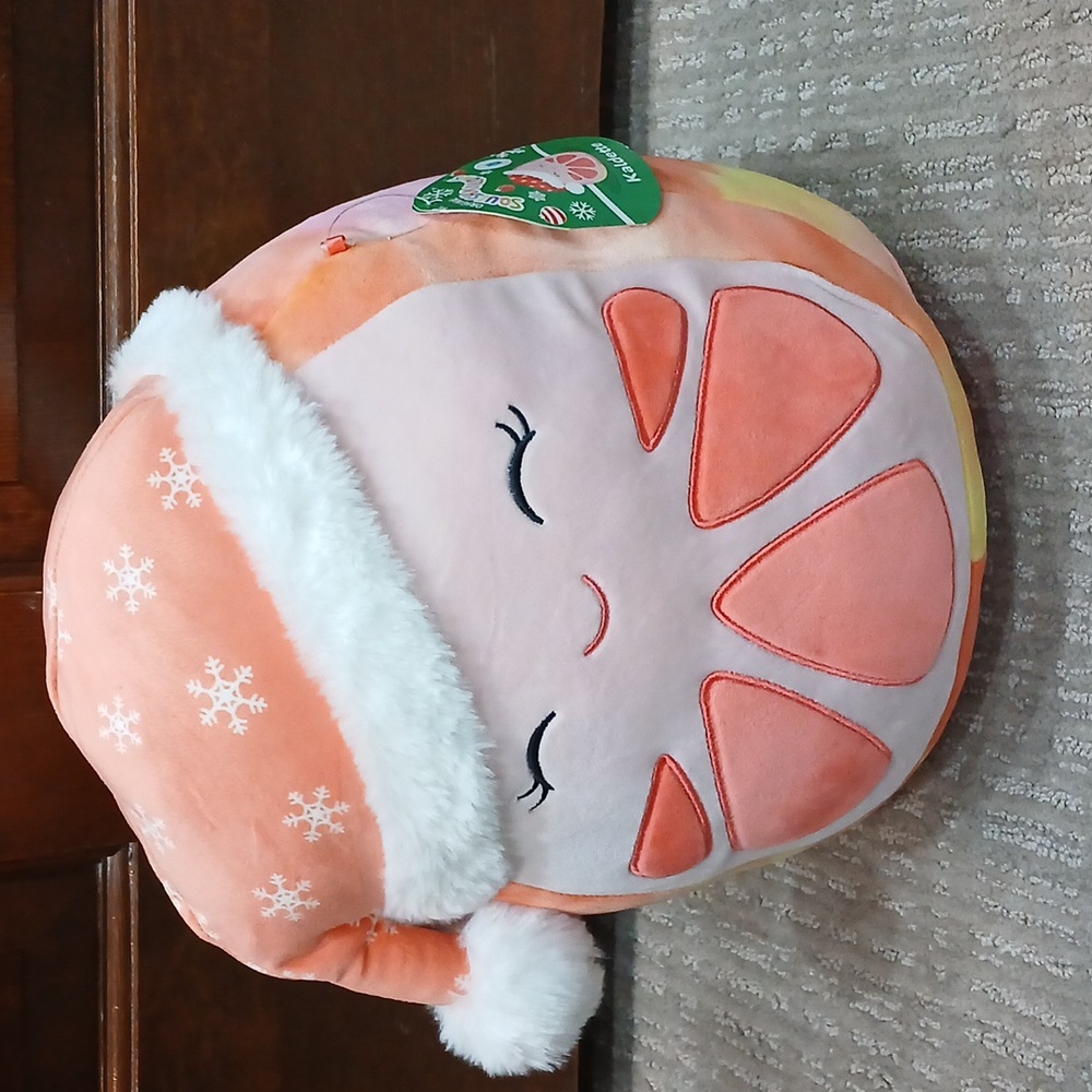 Kaldette The Grapefruit Holiday Squishmallow